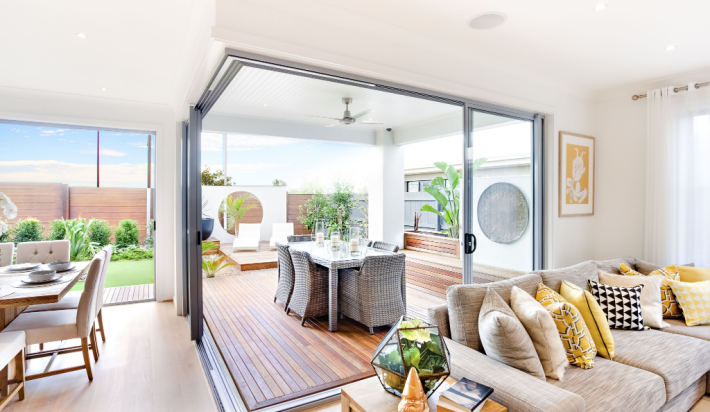 A Seamless Indoor-Outdoor Transition