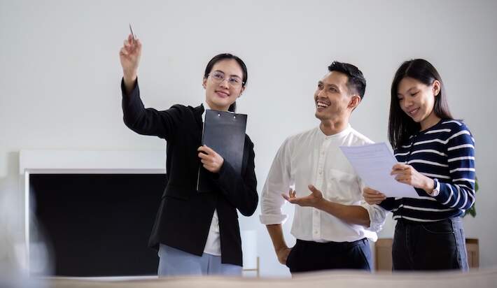 Home Tours: 15 Things to Watch Out For